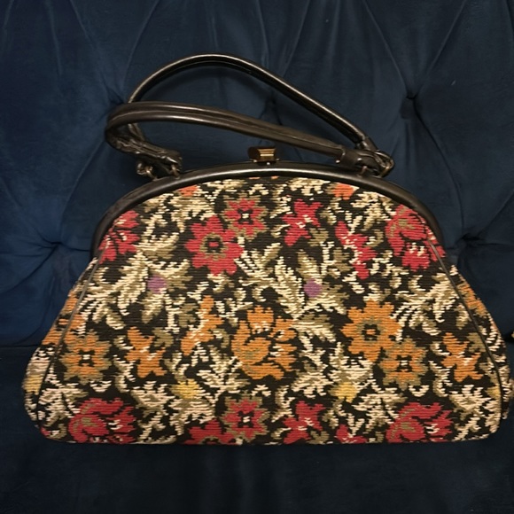 Vintage 1950s Needlepoint Handbag. 50s Black Floral Needlepoint Purse - Picture 2 of 12